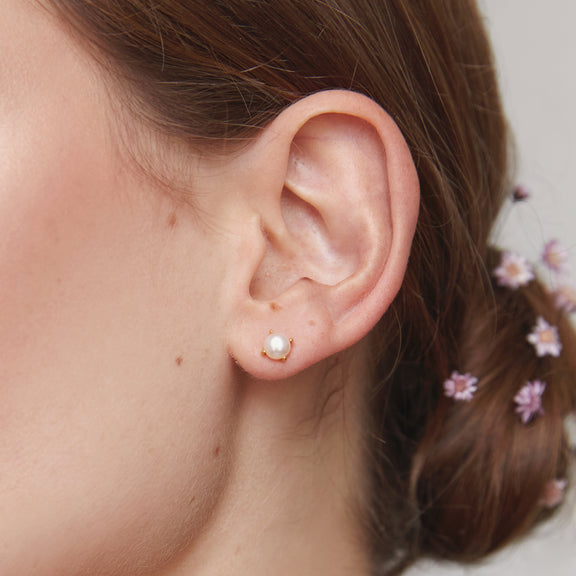 FYB Lilah Pearl Studs-Earrings-lou lou boutiques